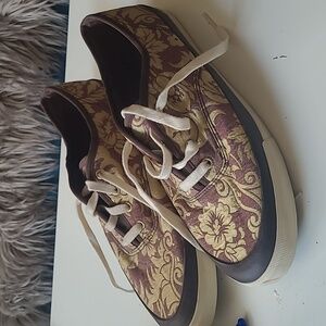 Keds sneakers size 9